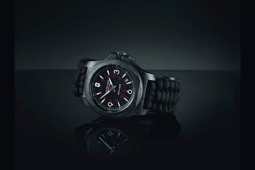 Victorinox I.N.O.X. CARBON