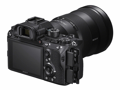 Sony α7R III